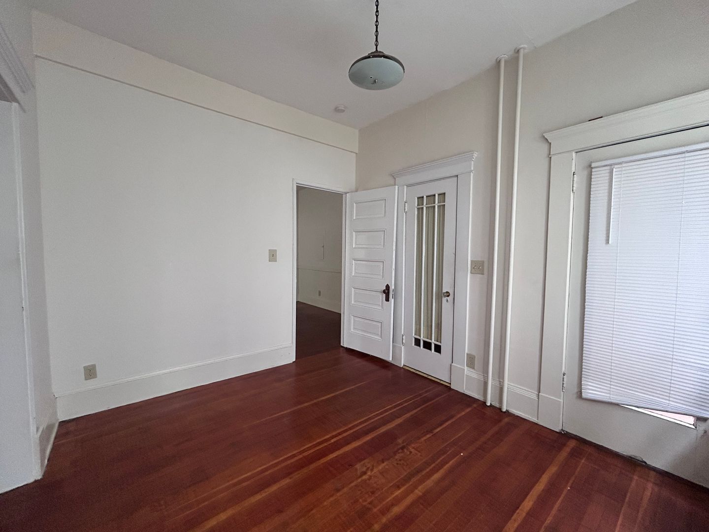 413 E Maple St - Bellingham - Washington - 1 bed, 1 bath rental property