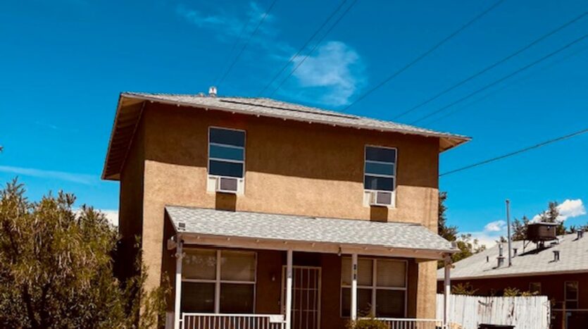 415 Placido Ct. N.E. - Albuquerque - New Mexico - 3 bed, 2 bath rental property
