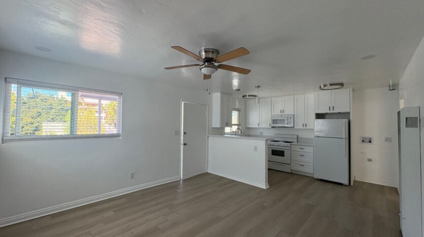 4217-4221 3rd Ave - San Diego - California - 1 bed, 1 bath rental property