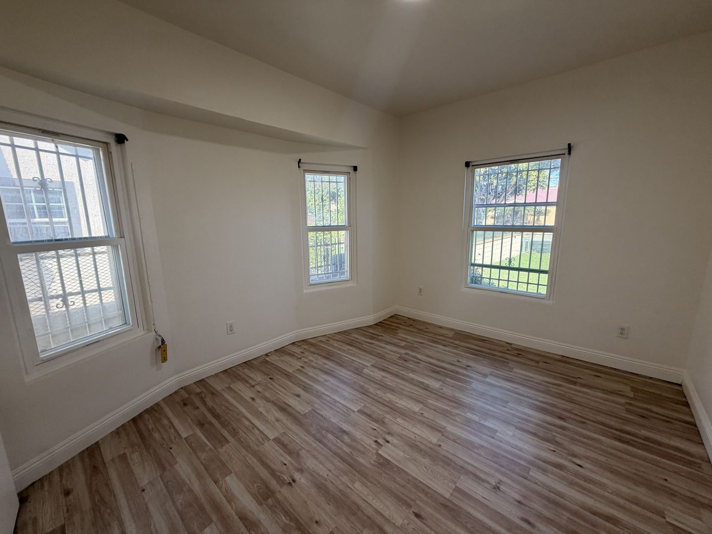 435 S Fir Ave - Inglewood - California - 2 bed, 1 bath rental property