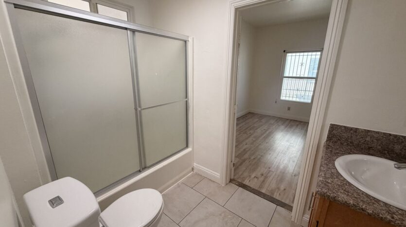 435 S Fir Ave - Inglewood - California - 2 bed, 1 bath rental property