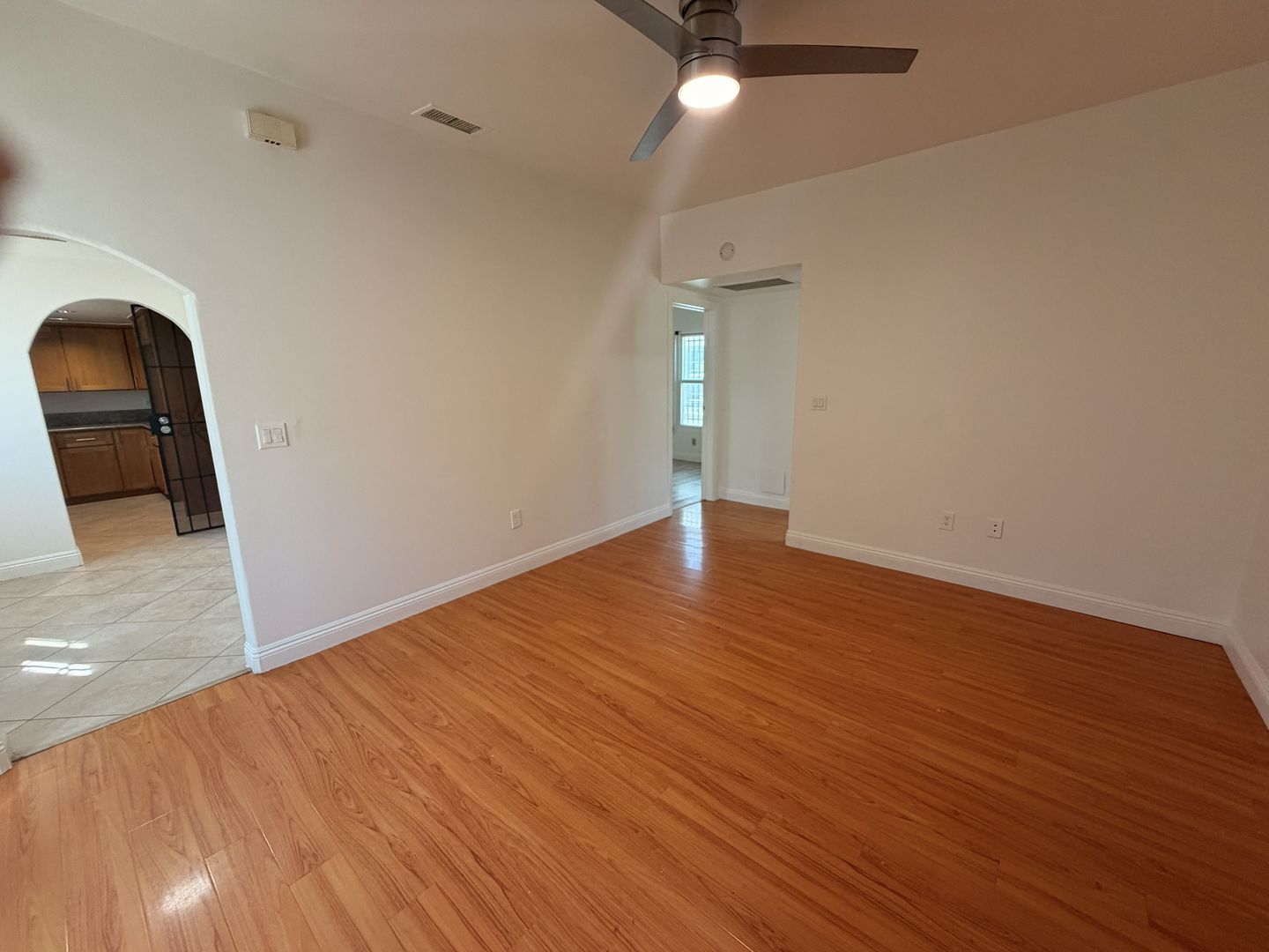435 S Fir Ave - Inglewood - California - 2 bed, 1 bath rental property