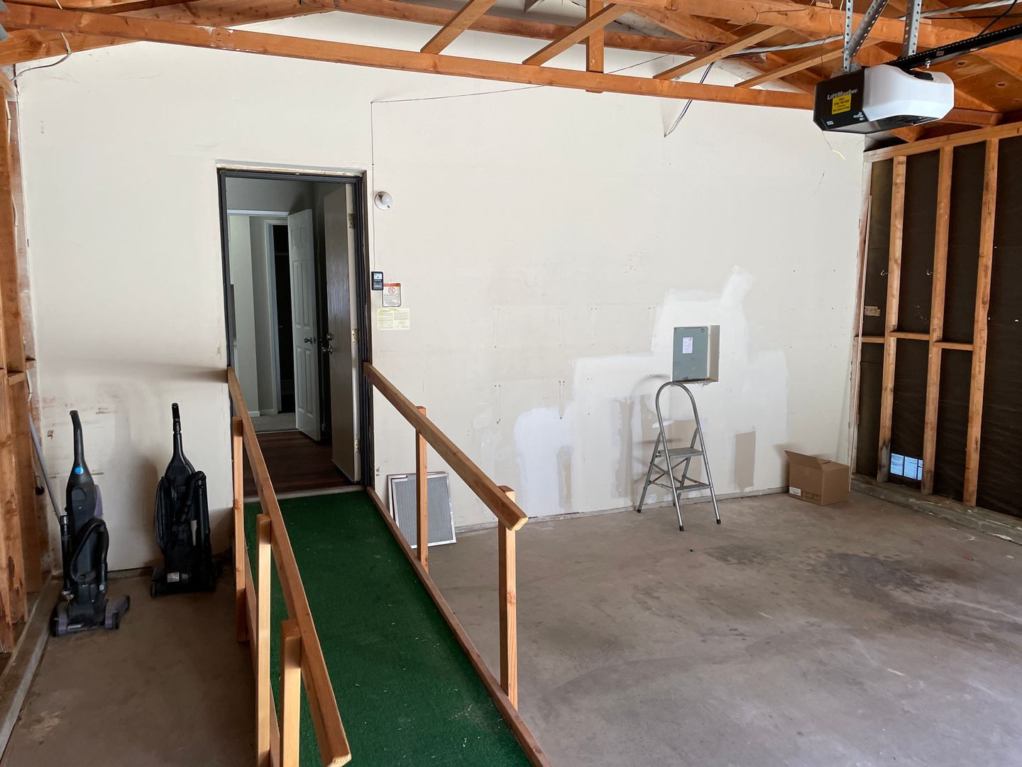 4471 Garnet Lane - Oceanside - California - 2 bed, 2 bath rental property