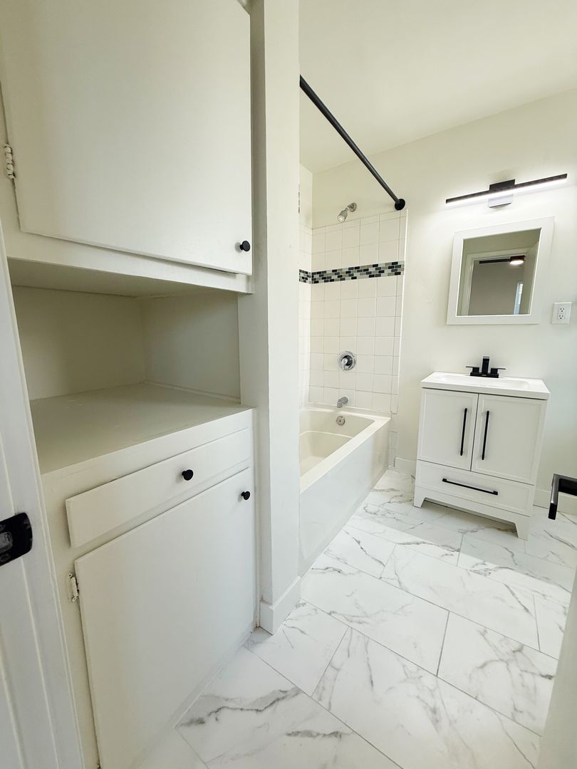 4480-86 51st Street - San Diego - California - 1 bed, 1 bath rental property