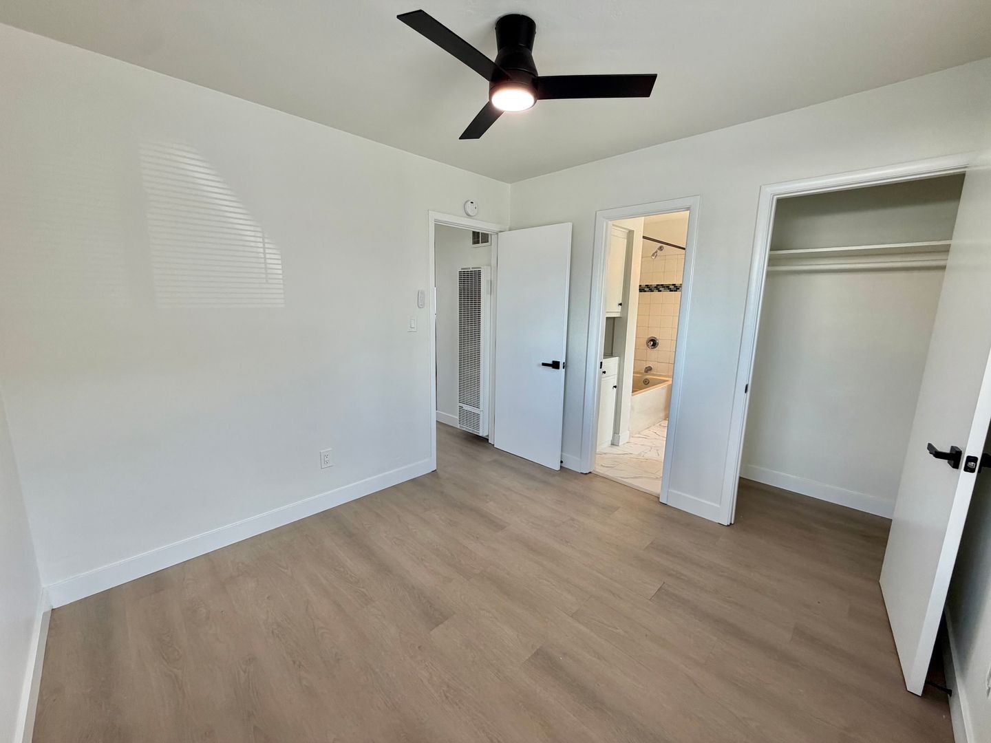4480-86 51st Street - San Diego - California - 1 bed, 1 bath rental property