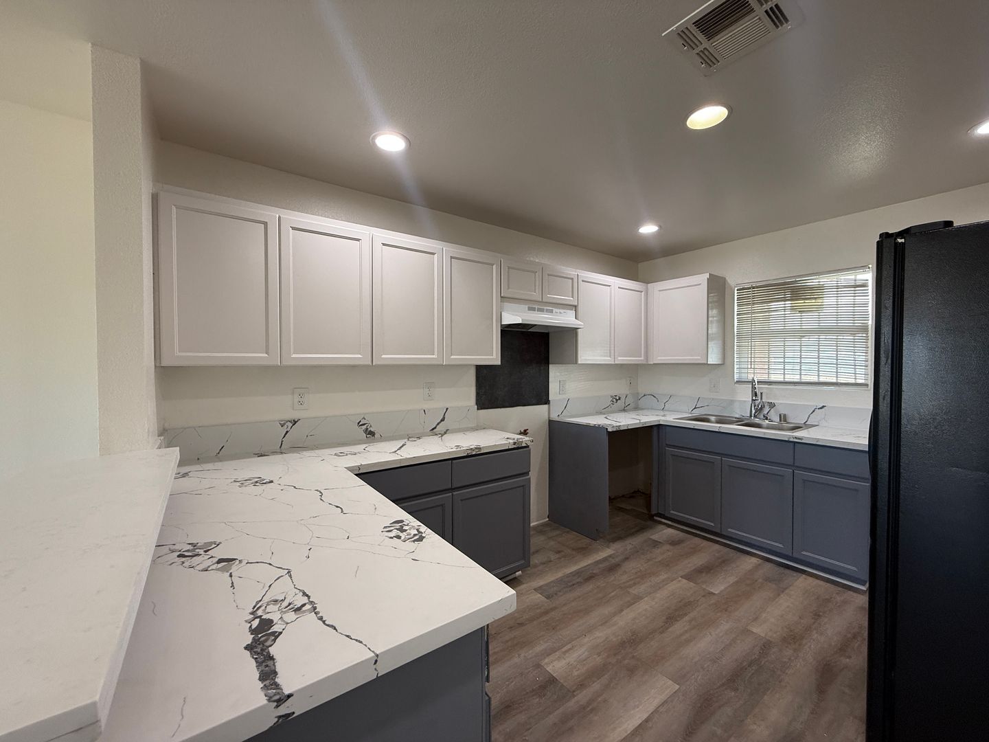 45019 Division Street - Lancaster - California - 2 bed, 1 bath rental property