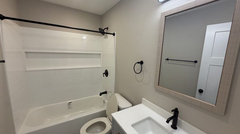 4700 124th St Ct SW - Lakewood - Washington - 1 bed, 1 bath rental property