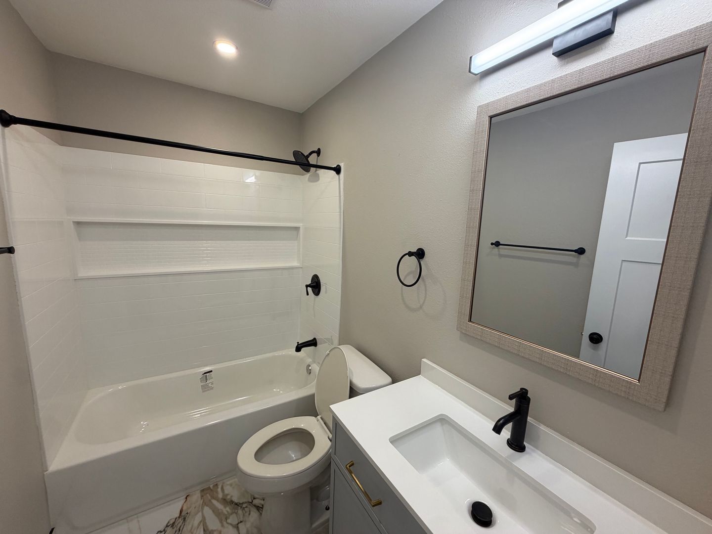 4700 124th St Ct SW - Lakewood - Washington - 1 bed, 1 bath rental property