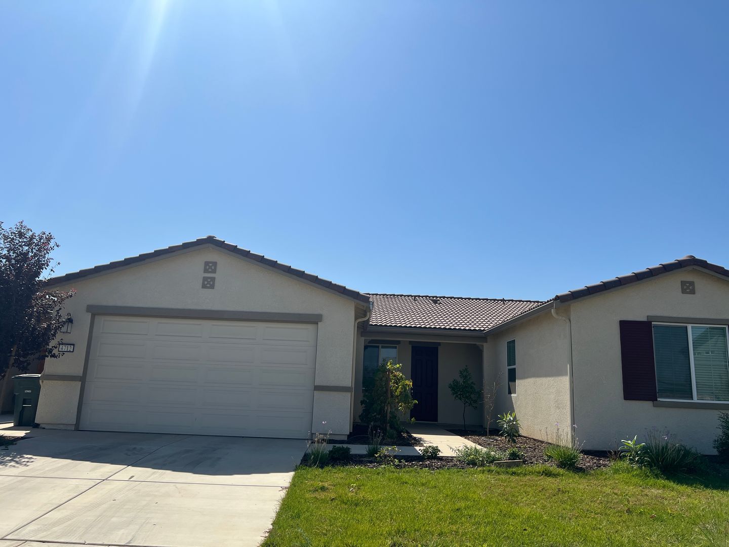 4712 Sussex Ave - Clovis - California - 3 bed, 2 bath rental property