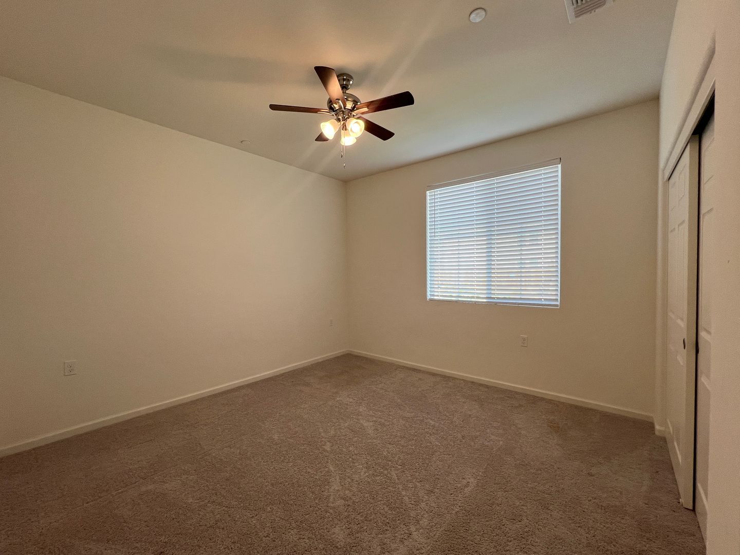 4712 Sussex Ave - Clovis - California - 3 bed, 2 bath rental property