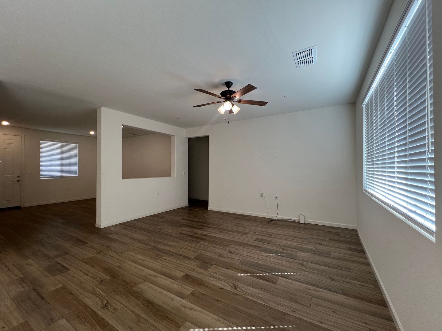 4712 Sussex Ave - Clovis - California - 3 bed, 2 bath rental property