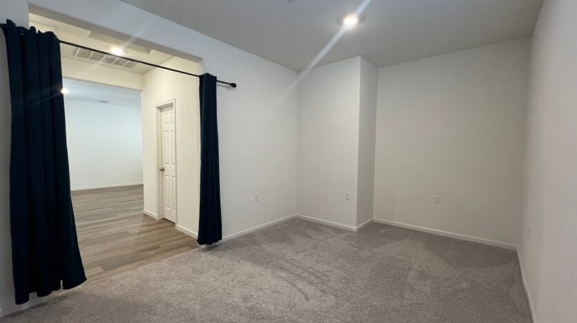 4712 Sussex Ave - Clovis - California - 3 bed, 2 bath rental property