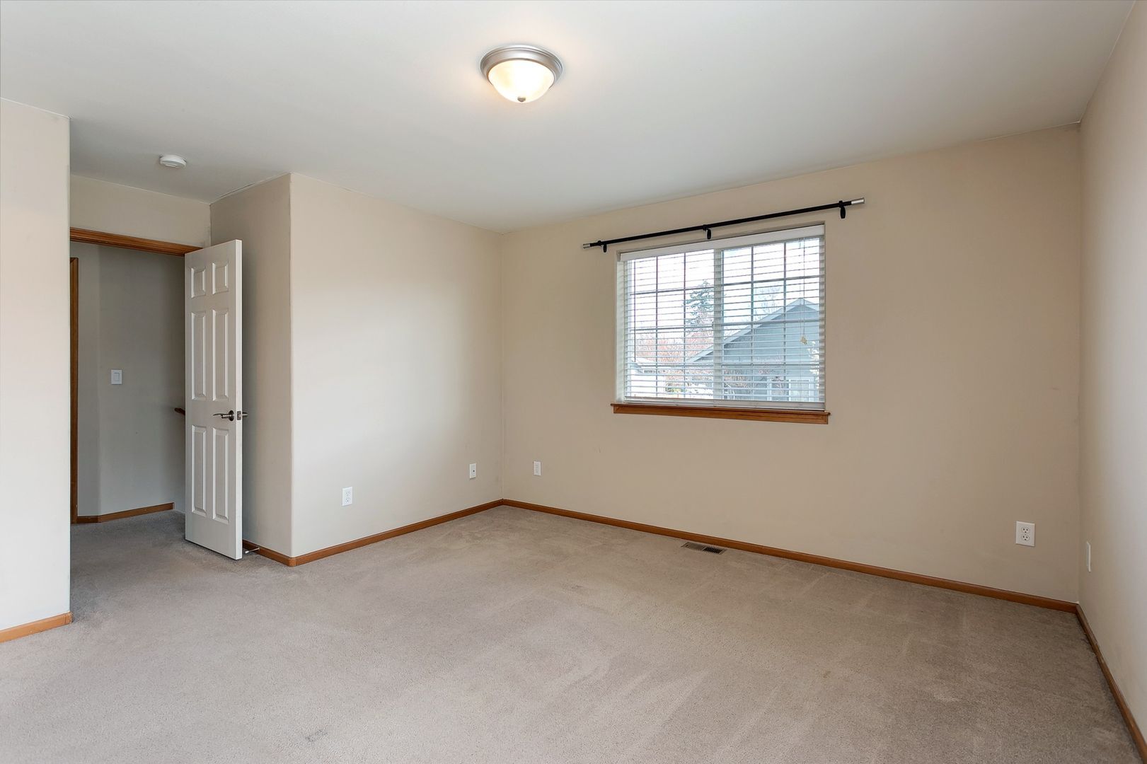 4715 Bedford Ave - Bellingham - Washington - 3 bed, 2.5 bath rental property