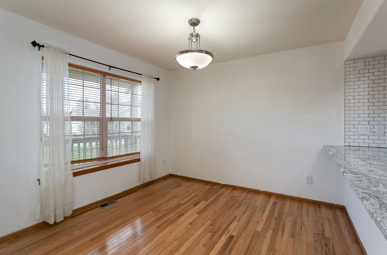 4715 Bedford Ave - Bellingham - Washington - 3 bed, 2.5 bath rental property