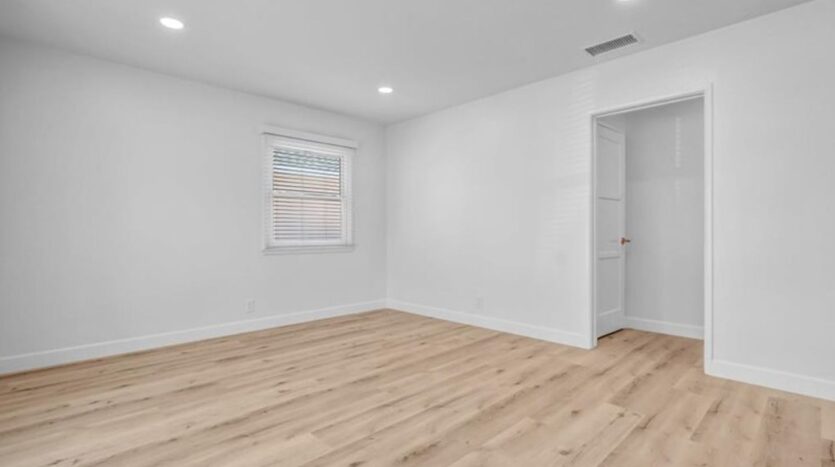 4847 Ocana Ave - Lakewood - California - 2 bed, 1 bath rental property