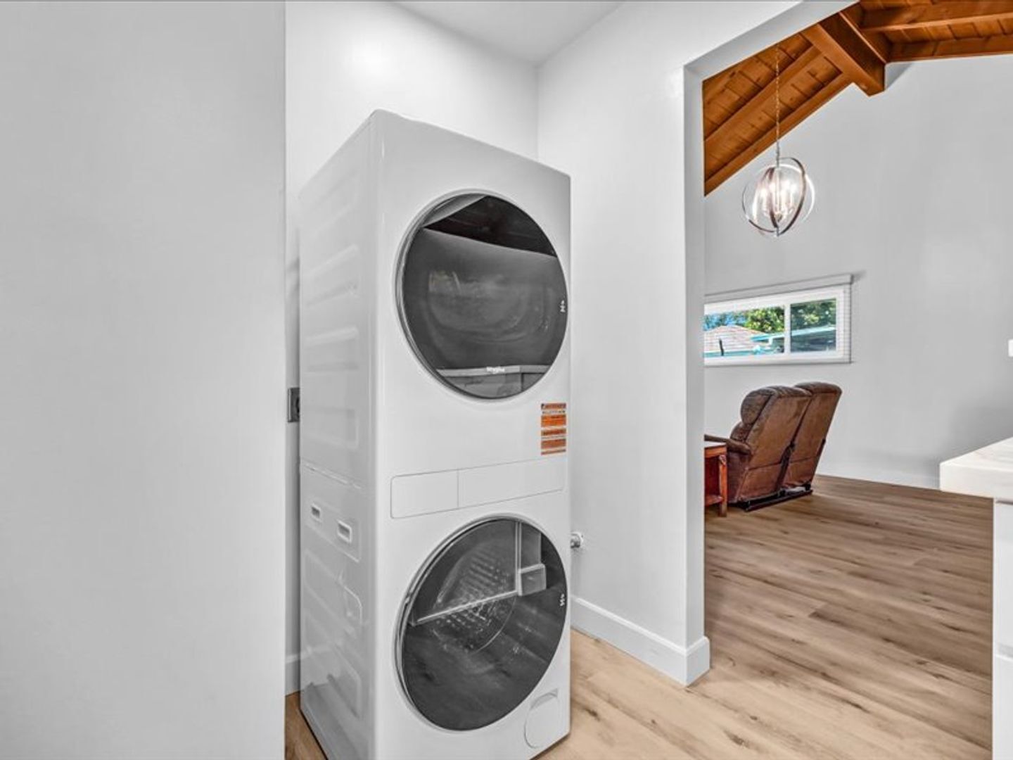 4847 Ocana Ave - Lakewood - California - 2 bed, 1 bath rental property