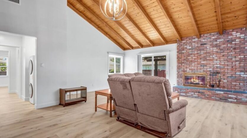 4847 Ocana Ave - Lakewood - California - 2 bed, 1 bath rental property