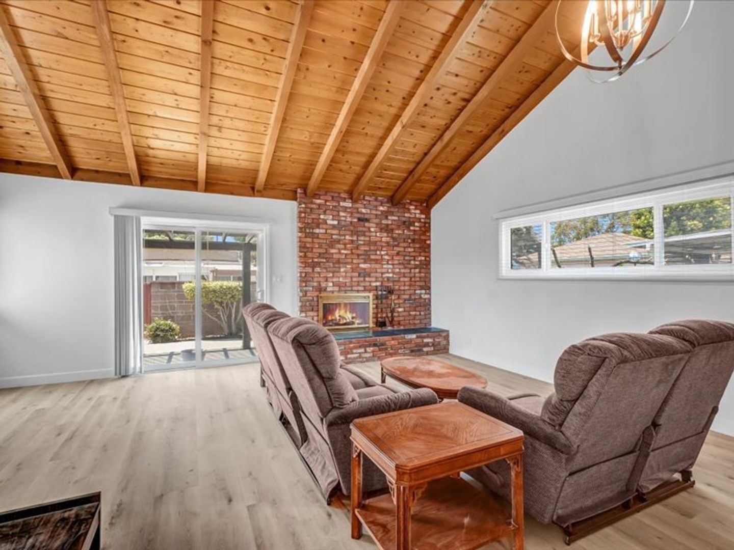 4847 Ocana Ave - Lakewood - California - 2 bed, 1 bath rental property