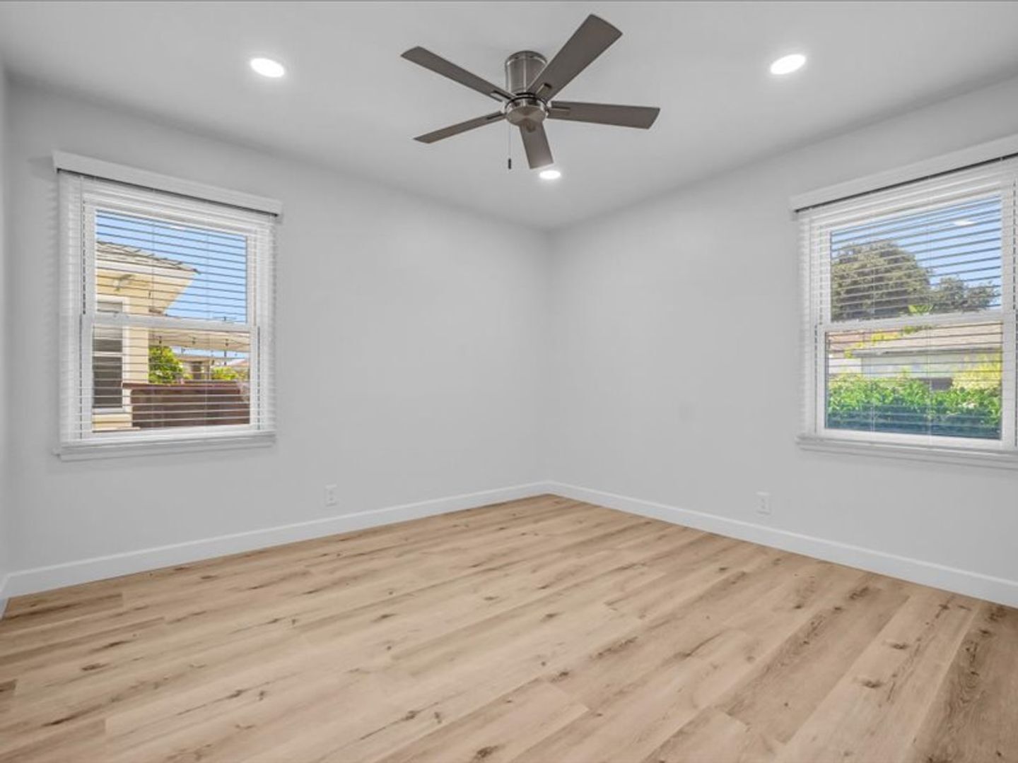 4847 Ocana Ave - Lakewood - California - 2 bed, 1 bath rental property
