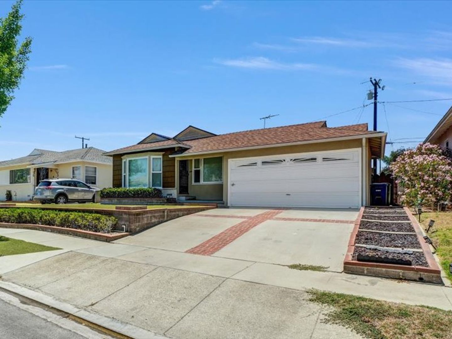 4847 Ocana Ave - Lakewood - California - 2 bed, 1 bath rental property