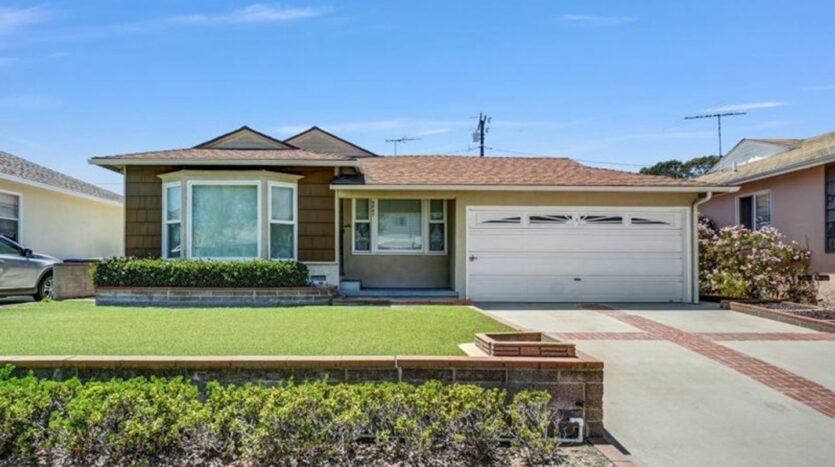 4847 Ocana Ave - Lakewood - California - 2 bed, 1 bath rental property