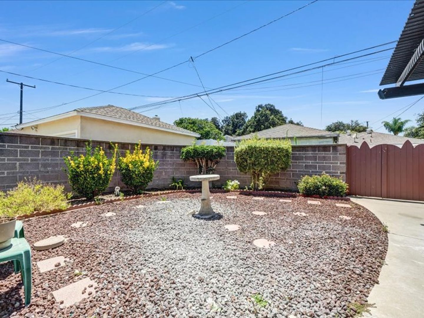 4847 Ocana Ave - Lakewood - California - 2 bed, 1 bath rental property