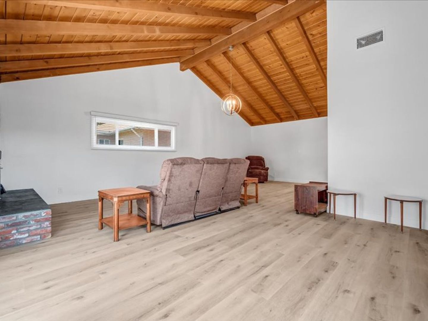 4847 Ocana Ave - Lakewood - California - 2 bed, 1 bath rental property