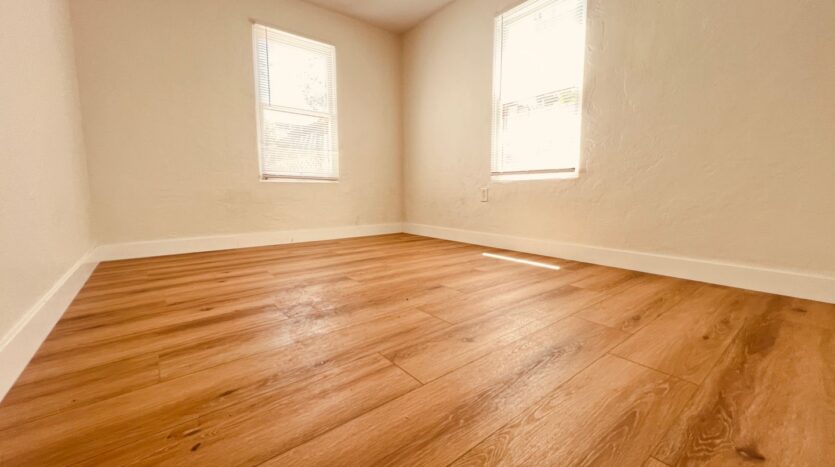 4995 Williams Ave - La Mesa - California - 2 bed, 1 bath rental property