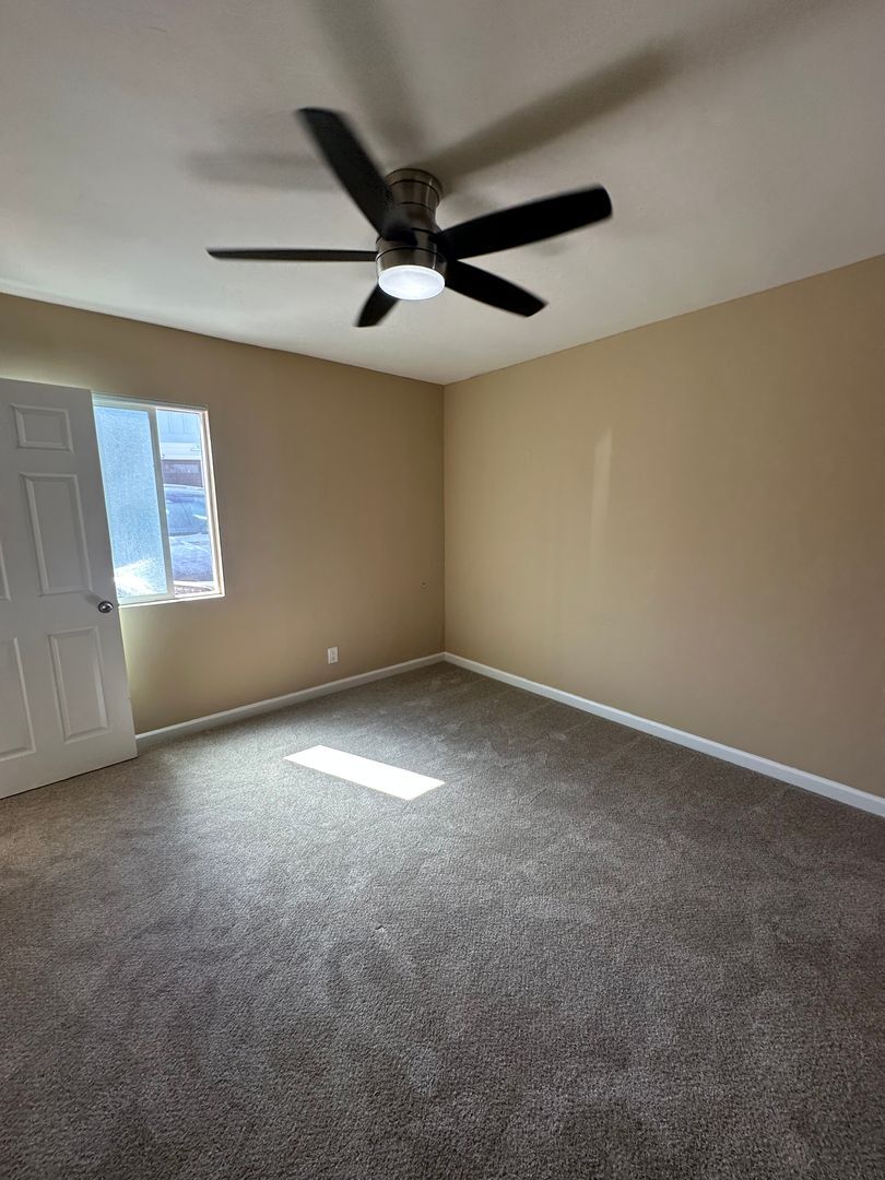 5065 W. Point Loma Blvd -D - San Diego - California - 1 bed, 1 bath rental property