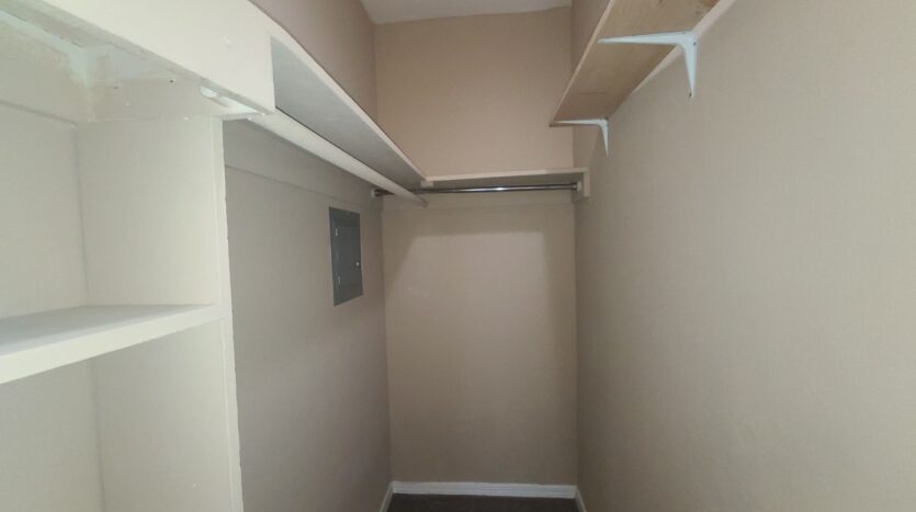 5065 W. Point Loma Blvd -D - San Diego - California - 1 bed, 1 bath rental property
