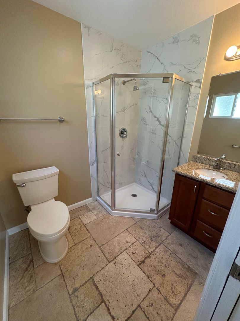 5065 W. Point Loma Blvd -D - San Diego - California - 1 bed, 1 bath rental property