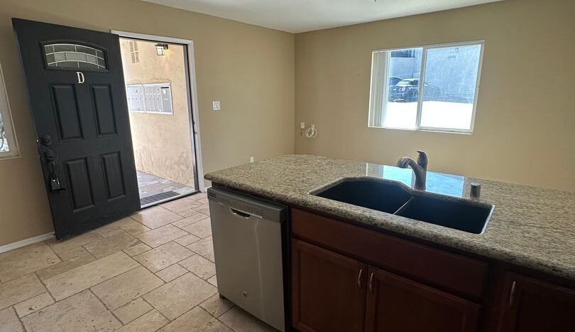 5065 W. Point Loma Blvd -D - San Diego - California - 1 bed, 1 bath rental property
