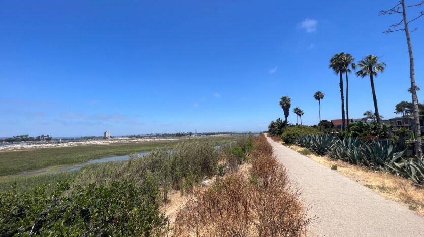 5065 W. Point Loma Blvd -D - San Diego - California - 1 bed, 1 bath rental property
