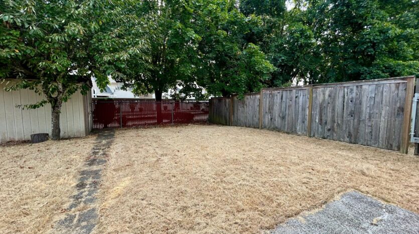 509-511 SE 110th Ave - Vancouver - Washington - 2 bed, 1 bath rental property