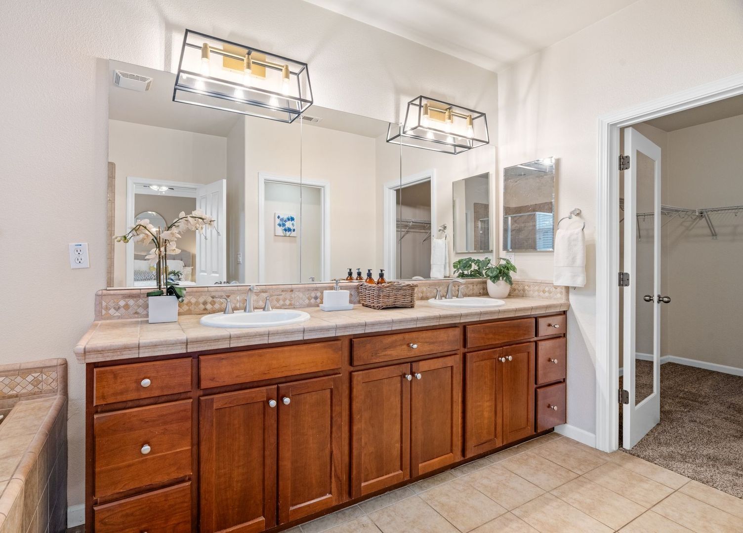 5300 Fioli Loop - San Ramon - California - 3 bed, 3 bath rental property