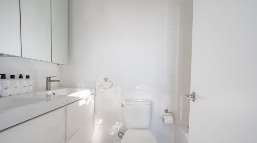 5304 San Pablo Ave APT B - Oakland - California - 2 bed, 2.5 bath rental property