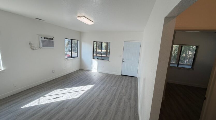 535 N Harbor Blvd  - West Sacramento - California - 3 bed, 2 bath rental property