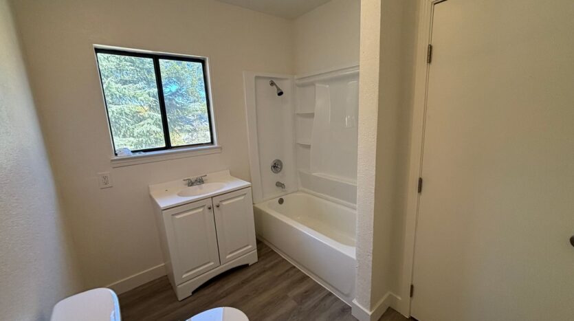 535 N Harbor Blvd  - West Sacramento - California - 3 bed, 1 bath rental property