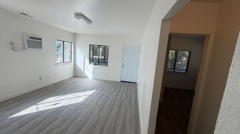 535 N Harbor Blvd  - West Sacramento - California - 3 bed, 2 bath rental property