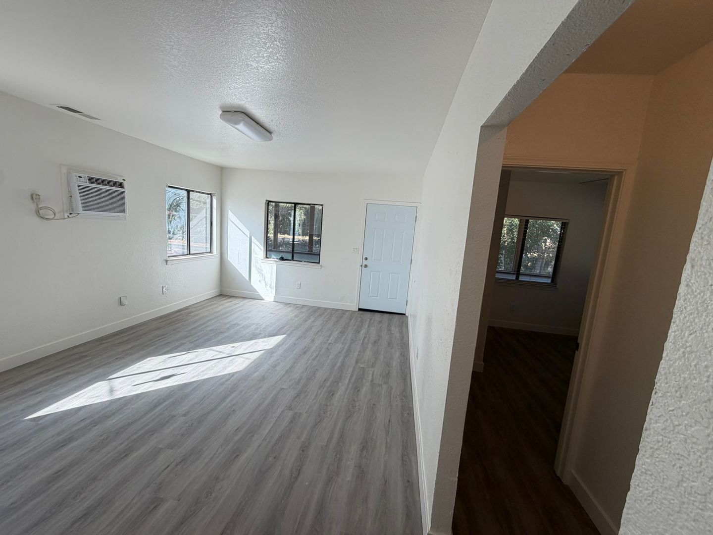 535 N Harbor Blvd  - West Sacramento - California - 3 bed, 2 bath rental property