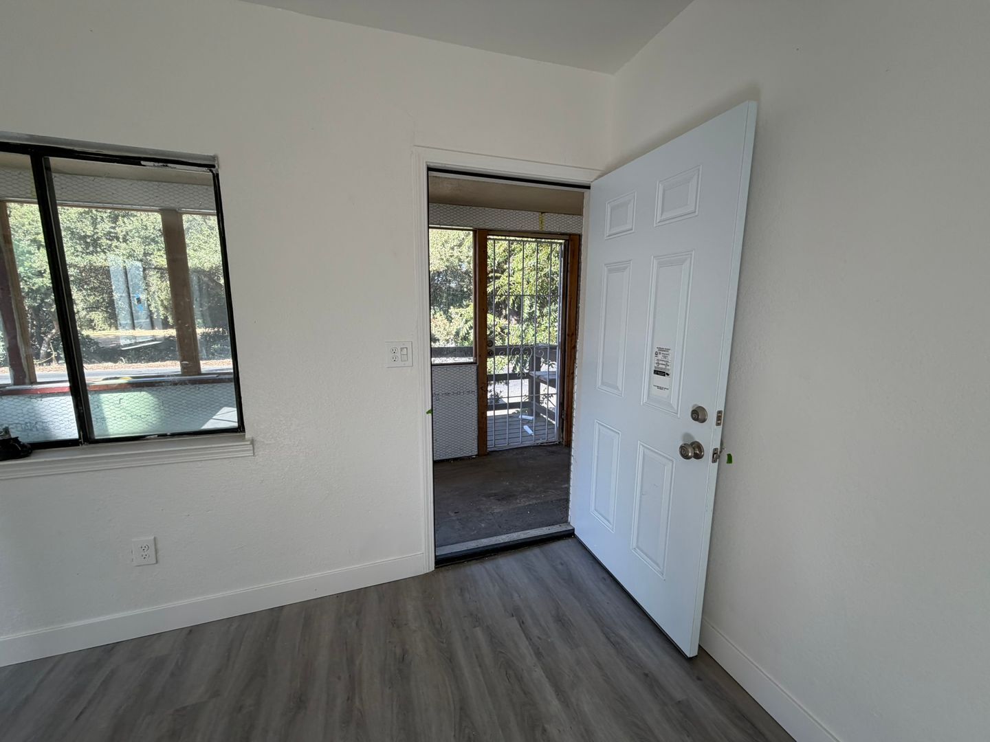 535 N Harbor Blvd  - West Sacramento - California - 3 bed, 2 bath rental property