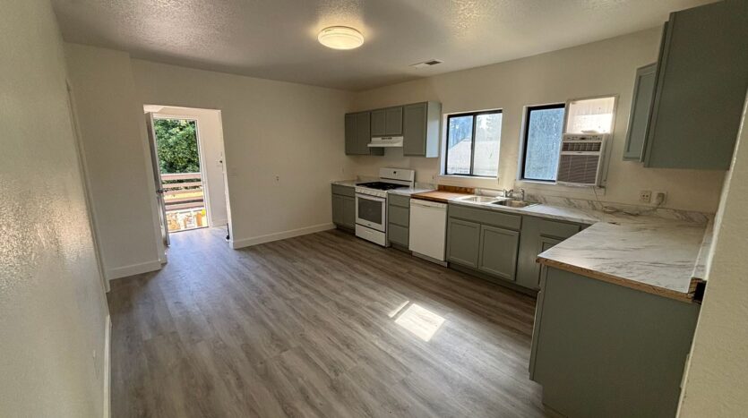 535 N Harbor Blvd  - West Sacramento - California - 3 bed, 1 bath rental property