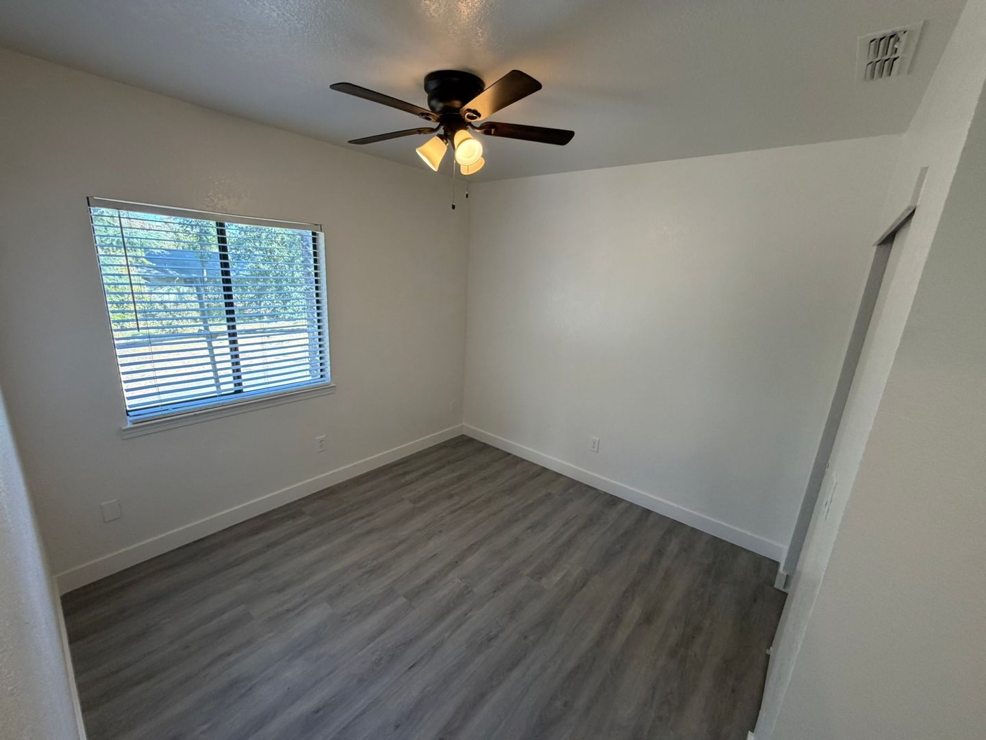535 N Harbor Blvd  - West Sacramento - California - 3 bed, 2 bath rental property