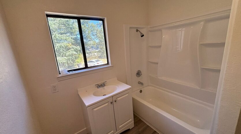 535 N Harbor Blvd  - West Sacramento - California - 3 bed, 1 bath rental property