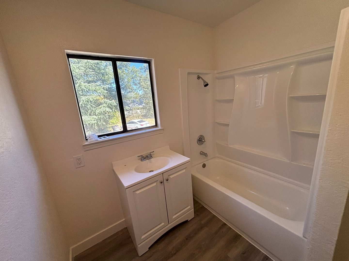 535 N Harbor Blvd  - West Sacramento - California - 3 bed, 1 bath rental property