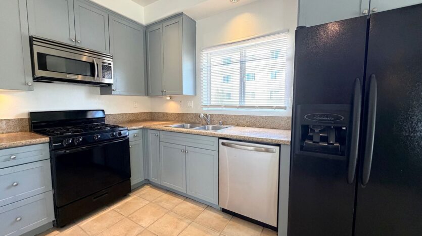5625 Farmdale, #1 - Los Angeles - California - 3 bed, 2.5 bath rental property
