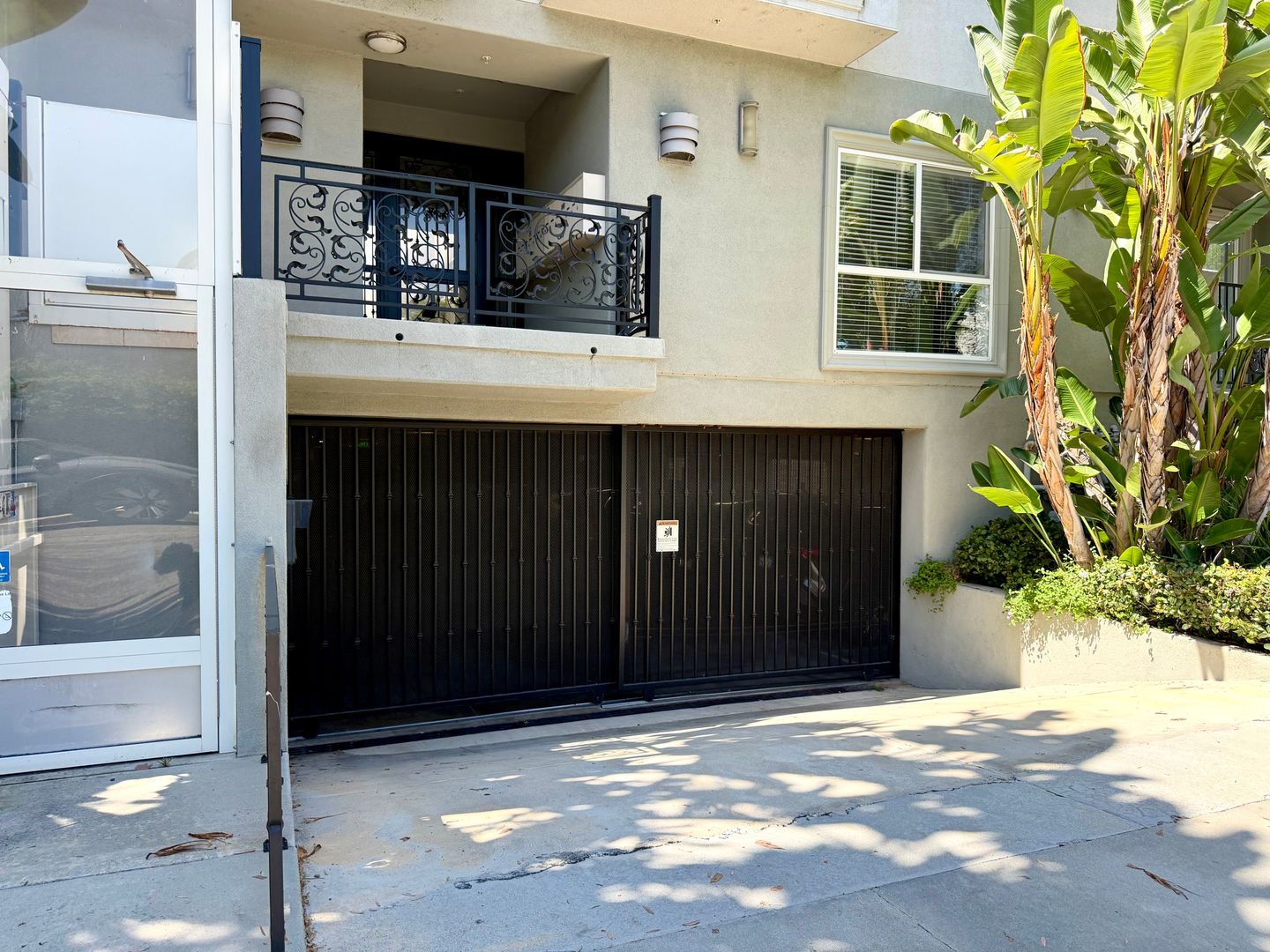 5625 Farmdale, #1 - Los Angeles - California - 3 bed, 2.5 bath rental property