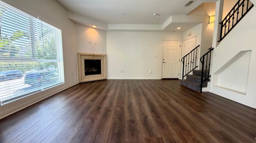 5625 Farmdale, #1 - Los Angeles - California - 3 bed, 2.5 bath rental property