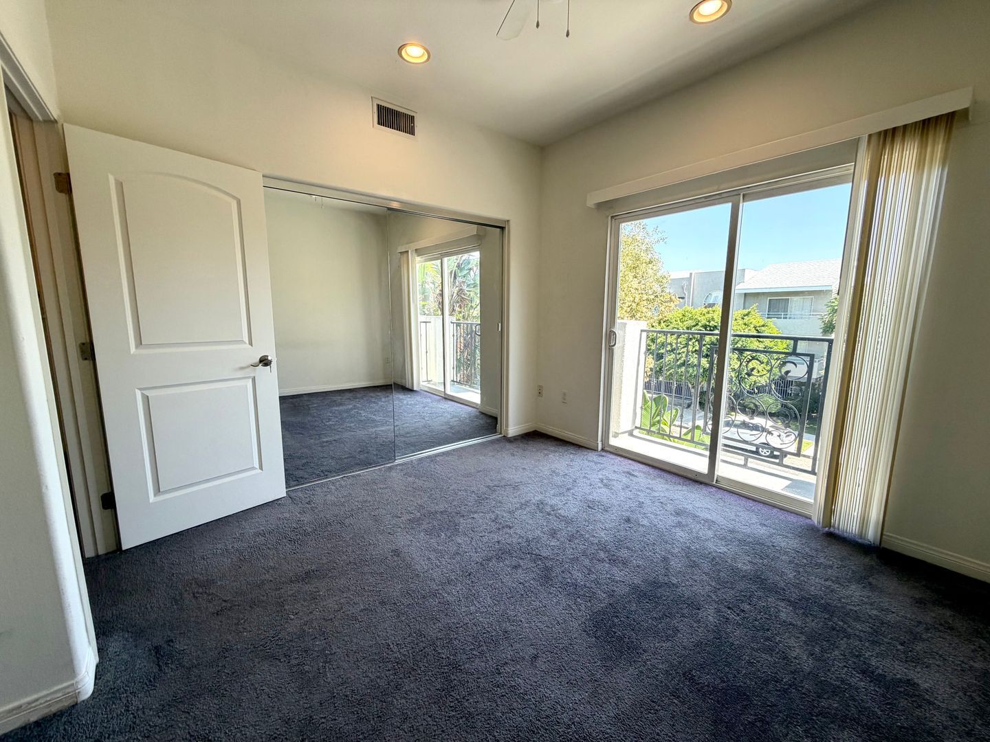 5625 Farmdale, #1 - Los Angeles - California - 3 bed, 2.5 bath rental property