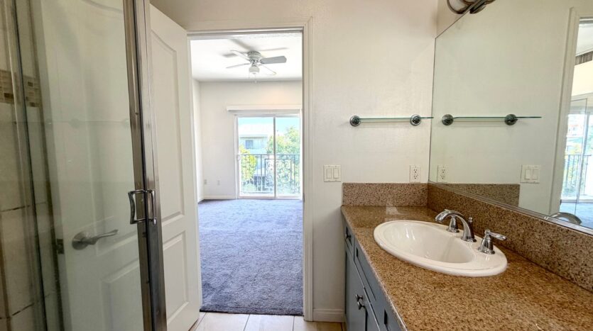 5625 Farmdale, #1 - Los Angeles - California - 3 bed, 2.5 bath rental property